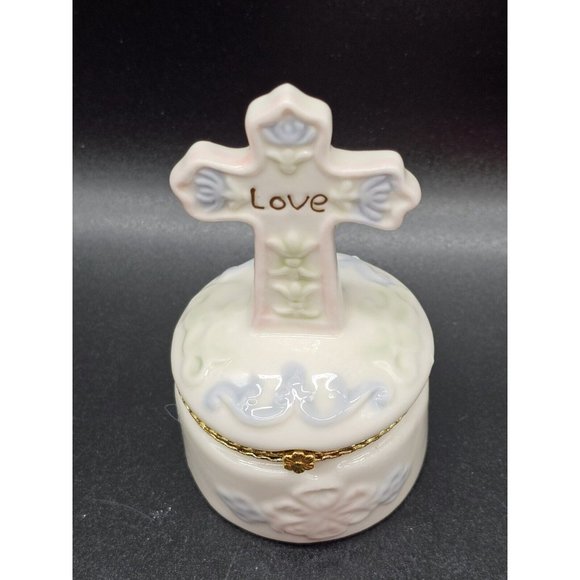 Greenbrier International Cross Trinket Box Magnetic Closure Pastel Colors Easter - Picture 7 of 11